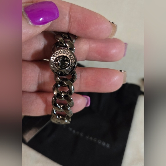 💯 NWT Authentic Marc by Marc Jacobs Katie Link Bracelet- Hermatite - Picture 5 of 6